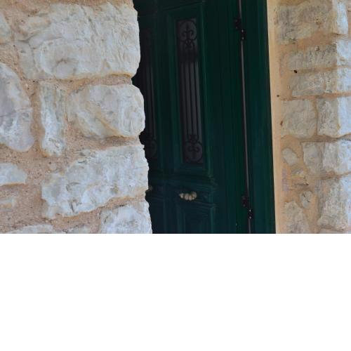 Tsartsada house