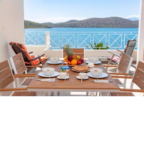 Tsifliki Beach House