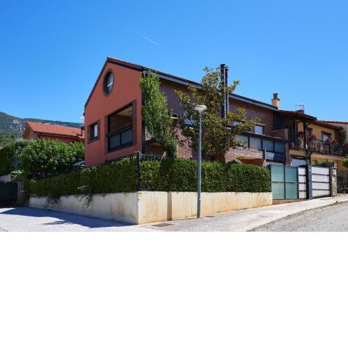 TuApartamento Casa en Pantano de Yesa