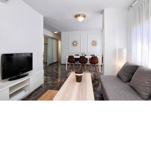tuGuest Aben Humeya Apartment