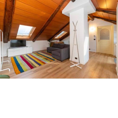 Turin Vanchiglietta Cozy Attic