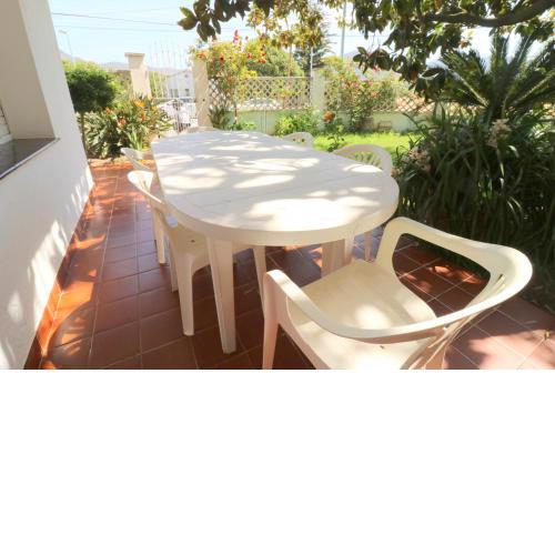 Turo 2 - Piso con Piscina comunitaria