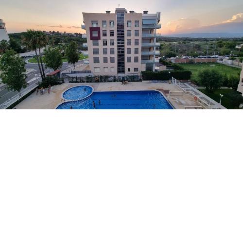 Turquesa Piscina La Pineda