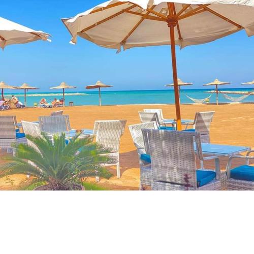 Turtles Beach resort