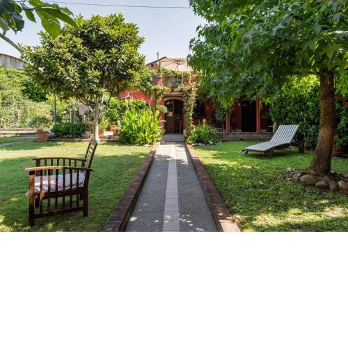 Tuscany Wonderful Flat in Villa with Shared Garden