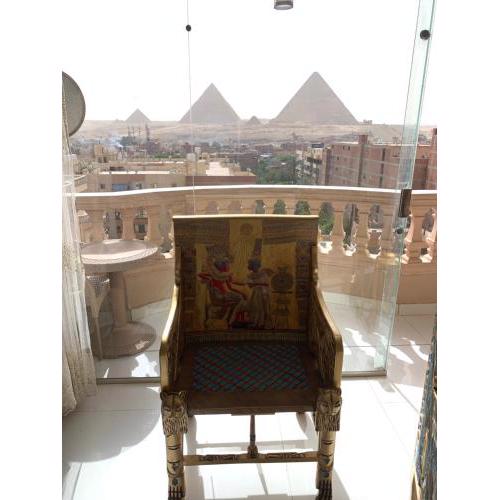 Tut pyramids view apartament