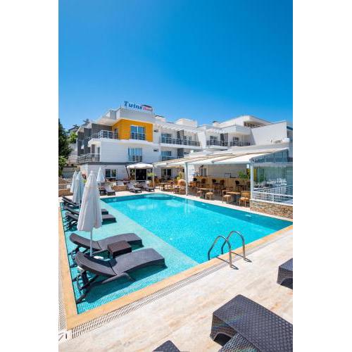 Twins Hotel Çeşme