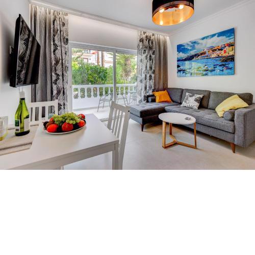 Two bedroom apartment near the ocean