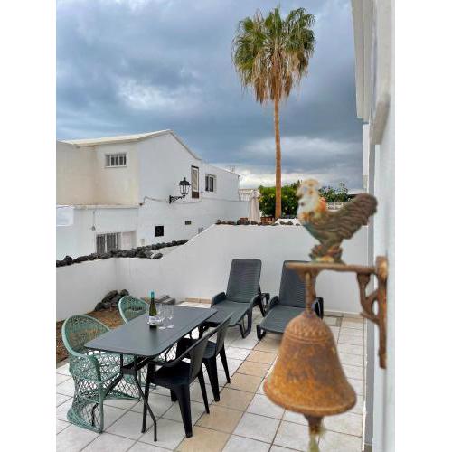 Two-bedroom apartment with two large terraces