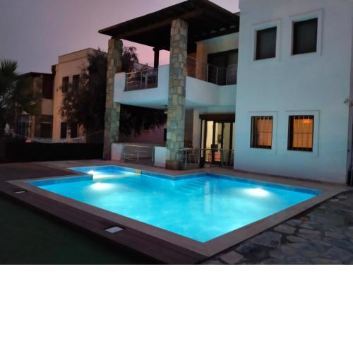 Two-bedroom flat at Central Bodrum (Upper Floor)
