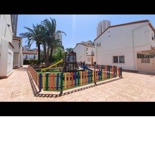 Two Bedroom Townhouse Bungalow In A Secure Complex In Benidorm Free Wifi