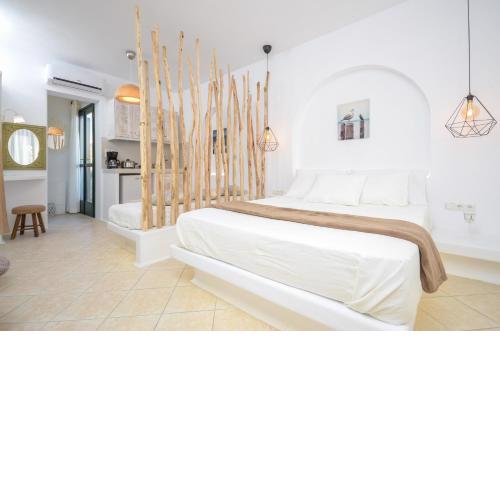 Tzina Jo Suite