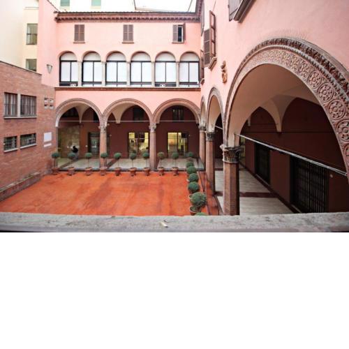 UGO BASSI LUXURY APARTMENT