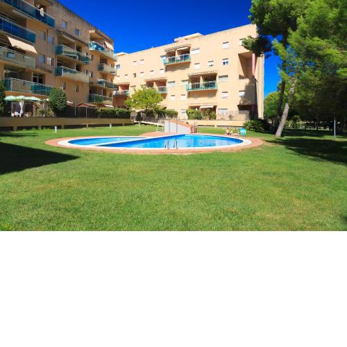 UHC Golden Pineda Apartments