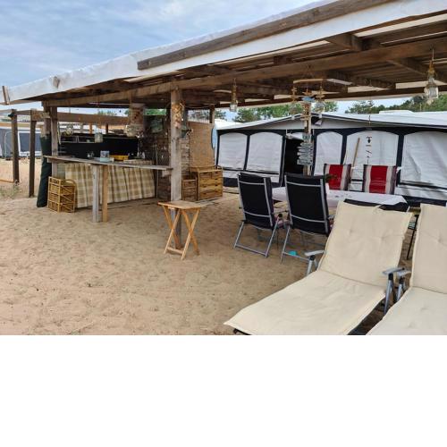 Ultimate Caravan Experience - 1st Line Gradina