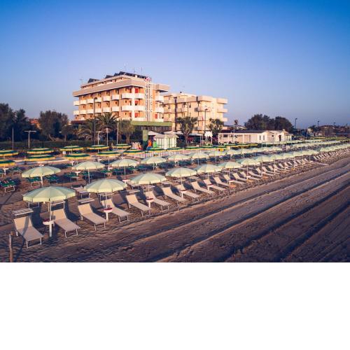 UNAWAY Imperial Beach Hotel