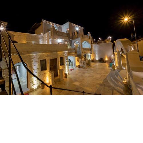 Underground Cave Suites Hotel