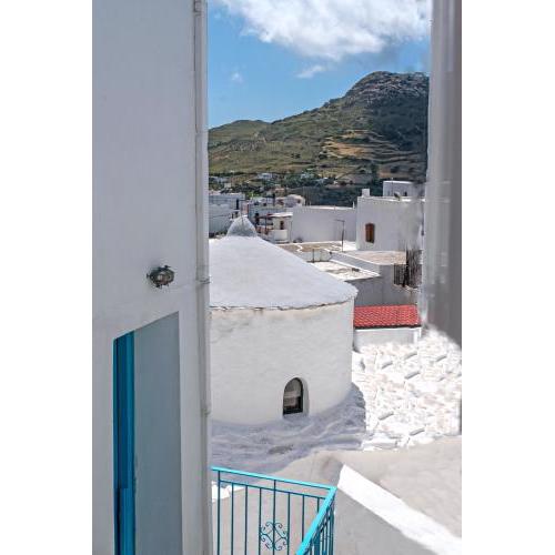 Unique Anoi House - In the Heart of Skyros Village