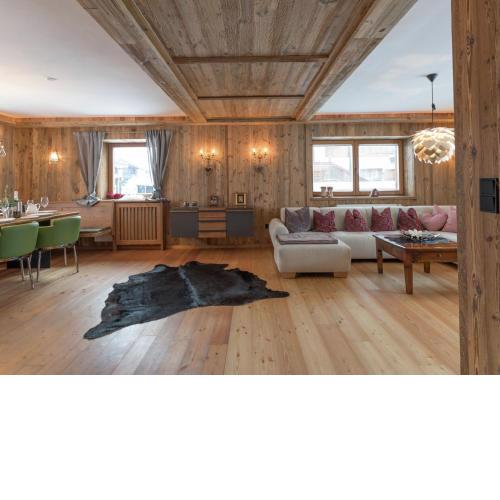 Unique chalet in the center of Elmau 100 m from skililft