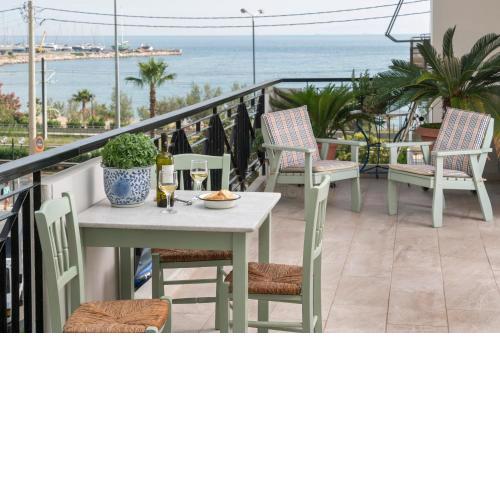 Unique Flat with Sea View at Edem Beach - A Seafront Property by Athenian Homes