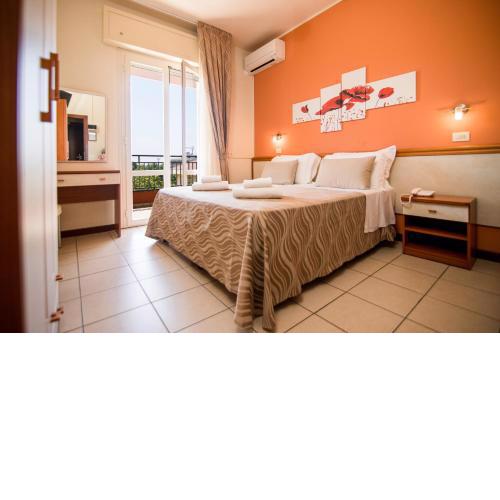 Unique Hotel