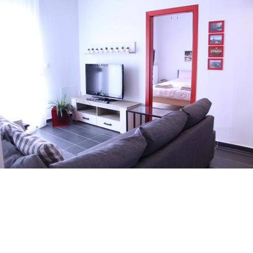 Unique Skyview Apartment-Downtown