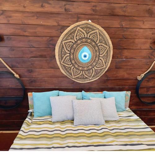 Unique unforgettable experience sharing pool & sea view