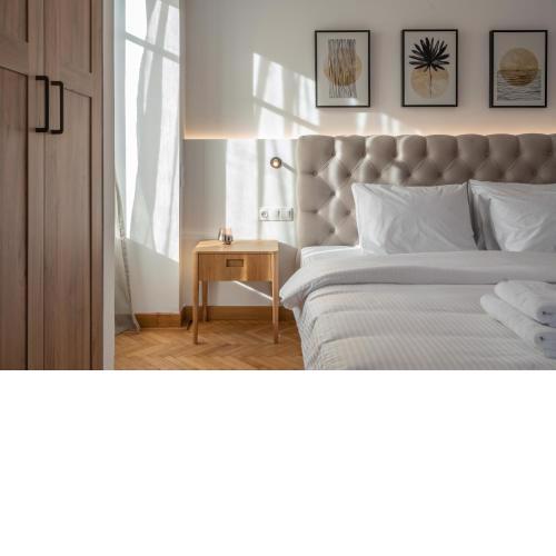 Upscale Athens Luxury apartment