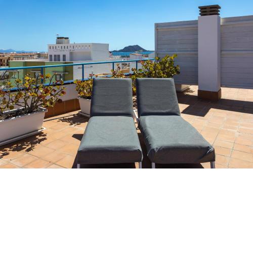 UpTown Urban Apartments -Adults Only- 12 years old