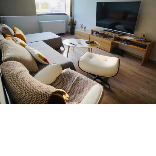 URBAN APARTMENT