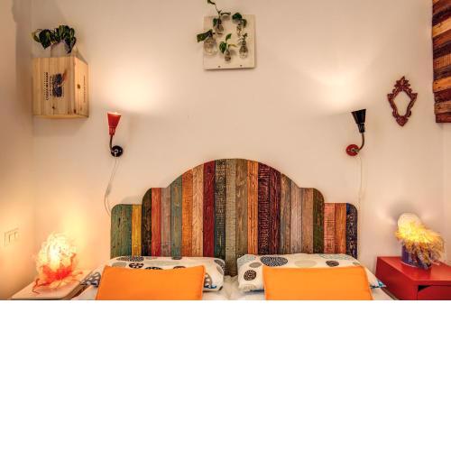 Urban Chic Studio - by BRAVE