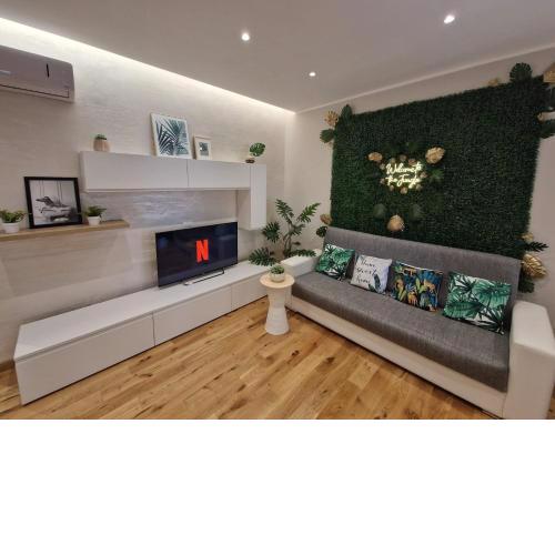 Urban jungle Santa Rita Aptx7 Free parking Wifi & Netflix