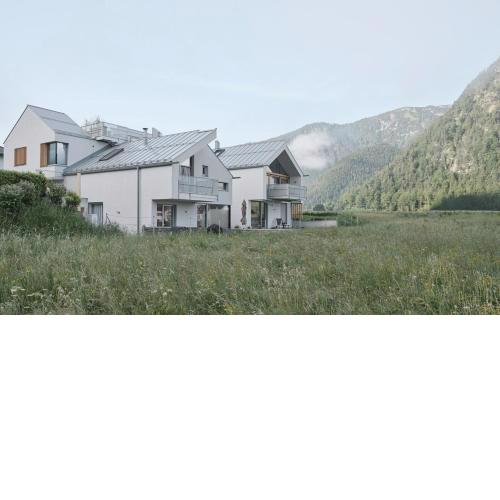 Urban Mountain Chalet with Lake View