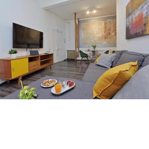 Urbana Apartment