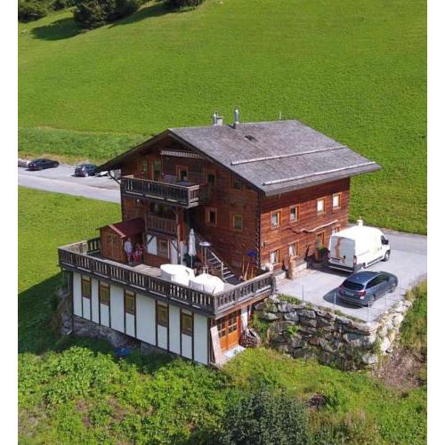 Uriges Alpen-Apartment Stefan Juen