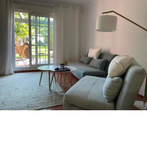 Uroczy apartament, golf, rowery, rakiety do padla