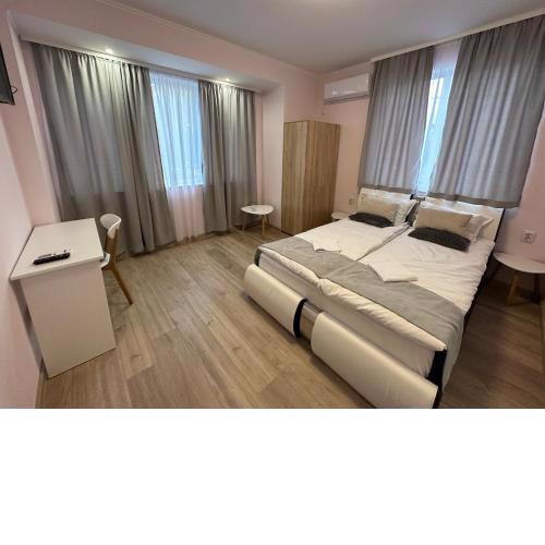 Utopia Apartment 1, by LMG