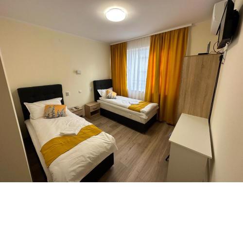 Utopia Apartment 2, by LMG