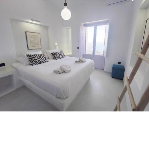 V Angelo Suite