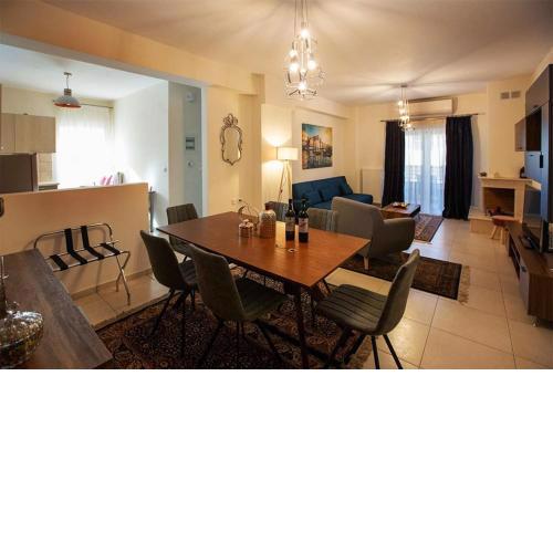 V Luxury Apartment 3