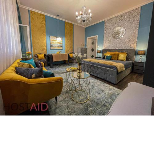 V68 Design Apartment - hostAID