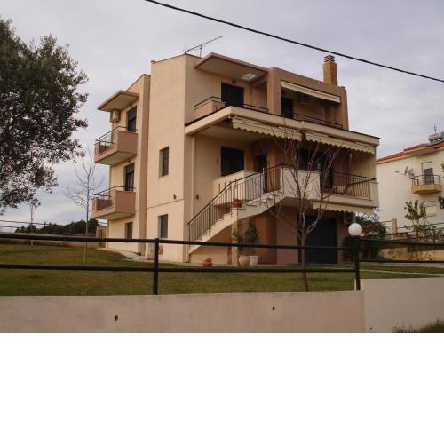 Vacation family house with garden