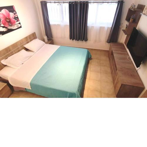 VACATION STUDIO OROPOS