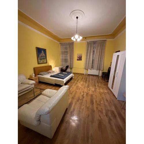 Vaci Fashion Rooms