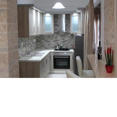 VAKIS APARTMENTS 5