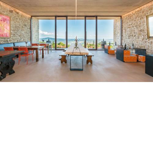 Valdonica Winery & Vineyard Residence