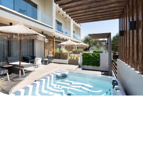 Valen Mare Suites