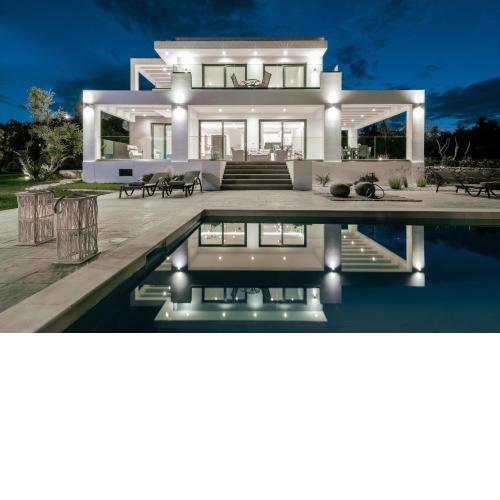 Valentino Luxury Villa