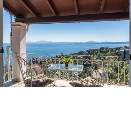 Vallias Seaview Apartments by Konnect, 300m from Nissaki beach