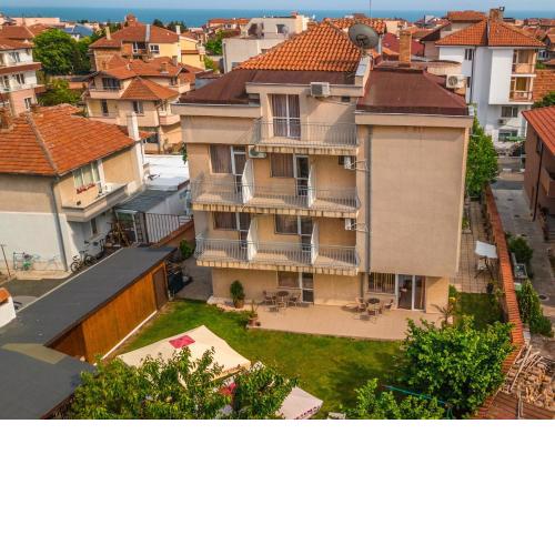 Vanessa Family Hotel